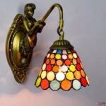 מנורת זכוכית עיגולים צבעוניים