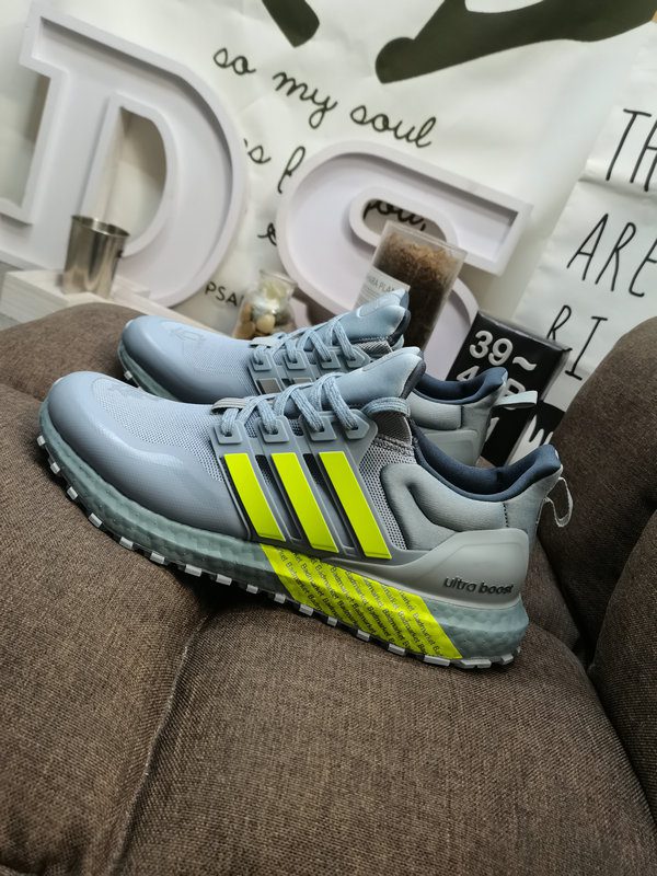 אדידס אולטרא בוסט נשים גברים ADIDAS ULTRABOOST - זולפה קניות אונליין